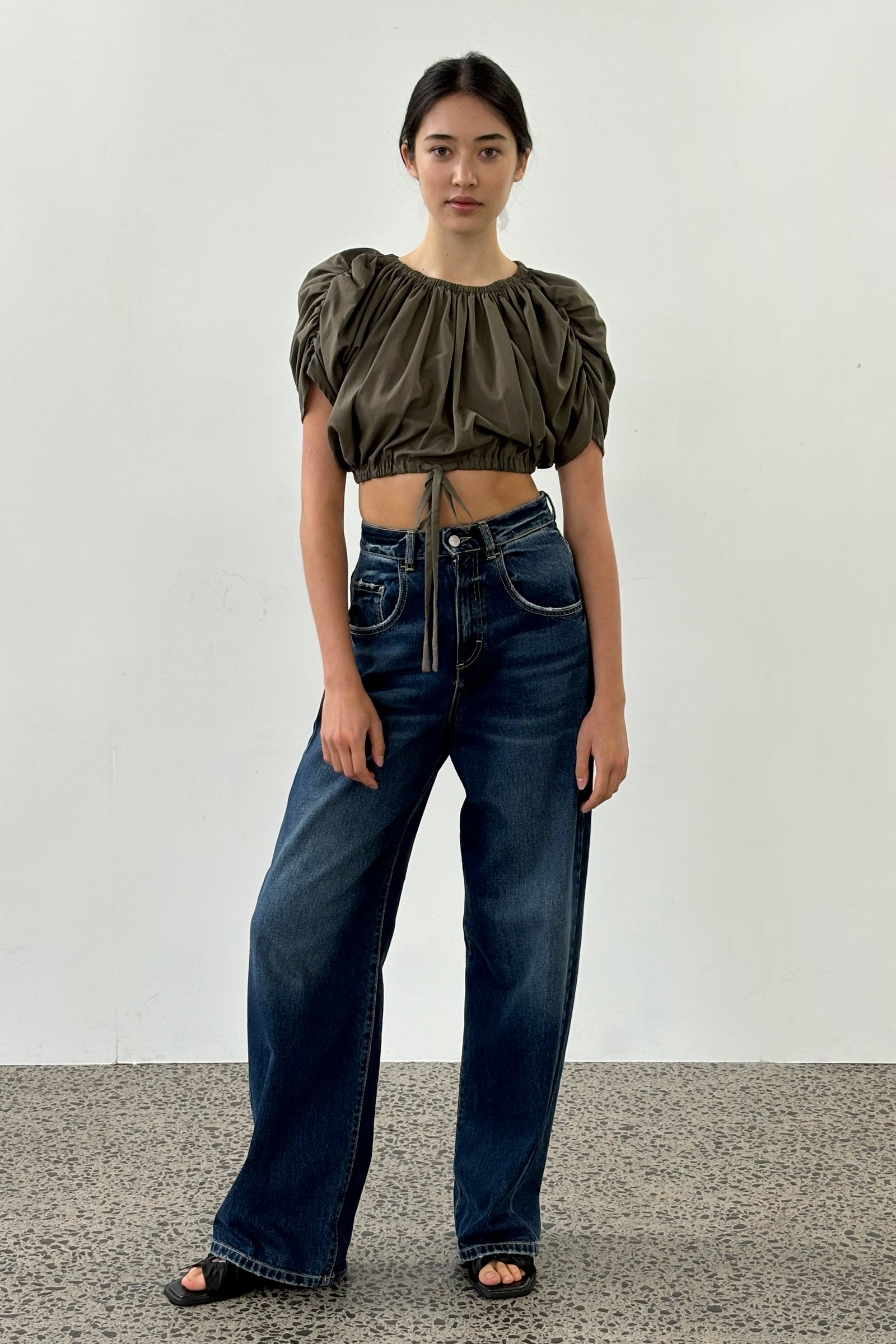 Bloom Cropped SS Blouse in Khaki
