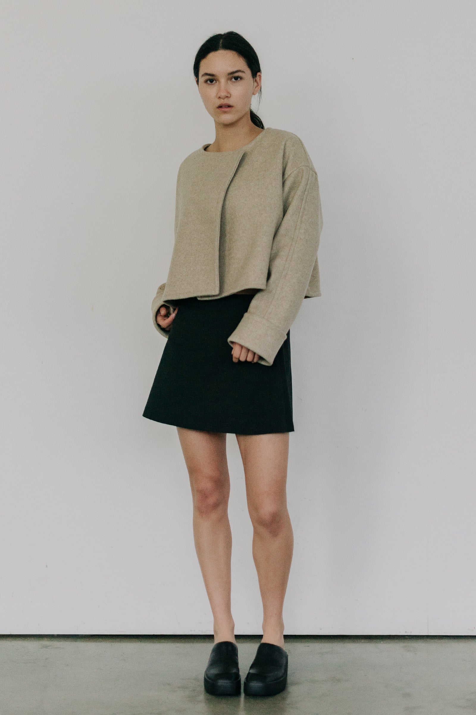 Cropped Wool Jacket in Oat