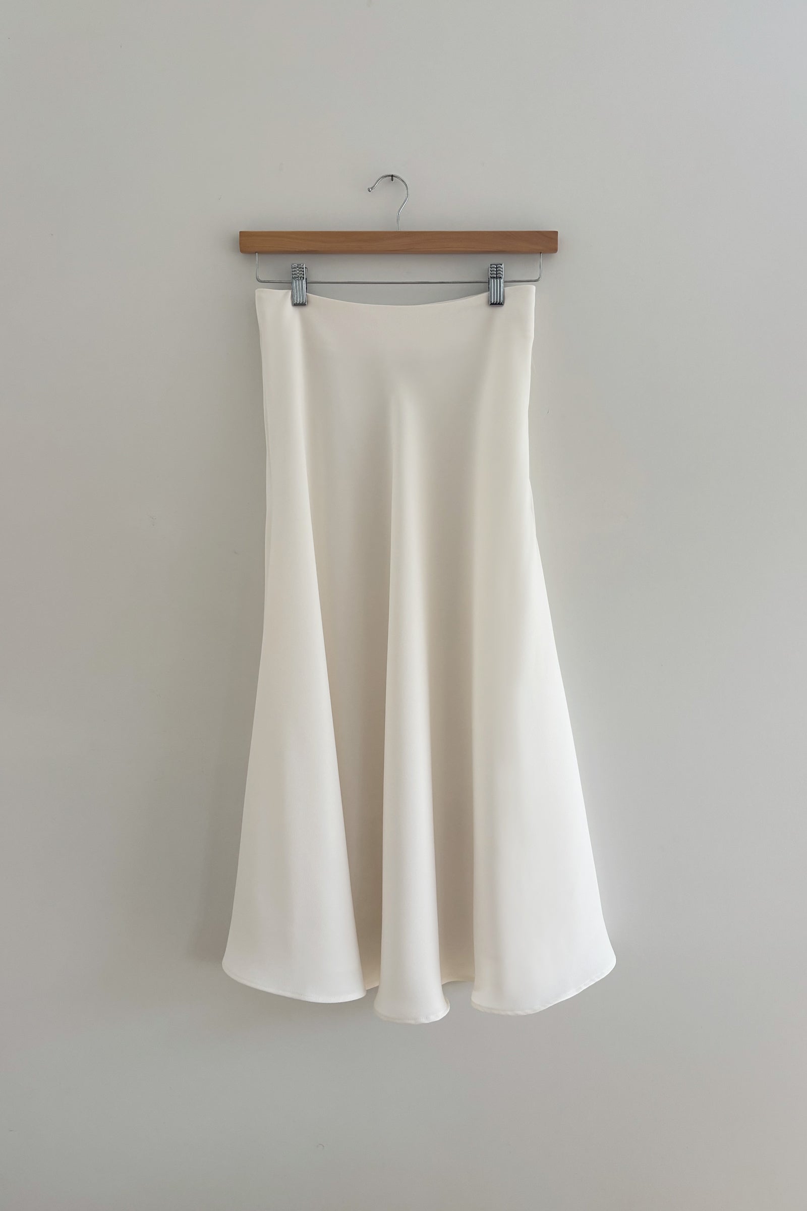 Drape Skirt in Ivory