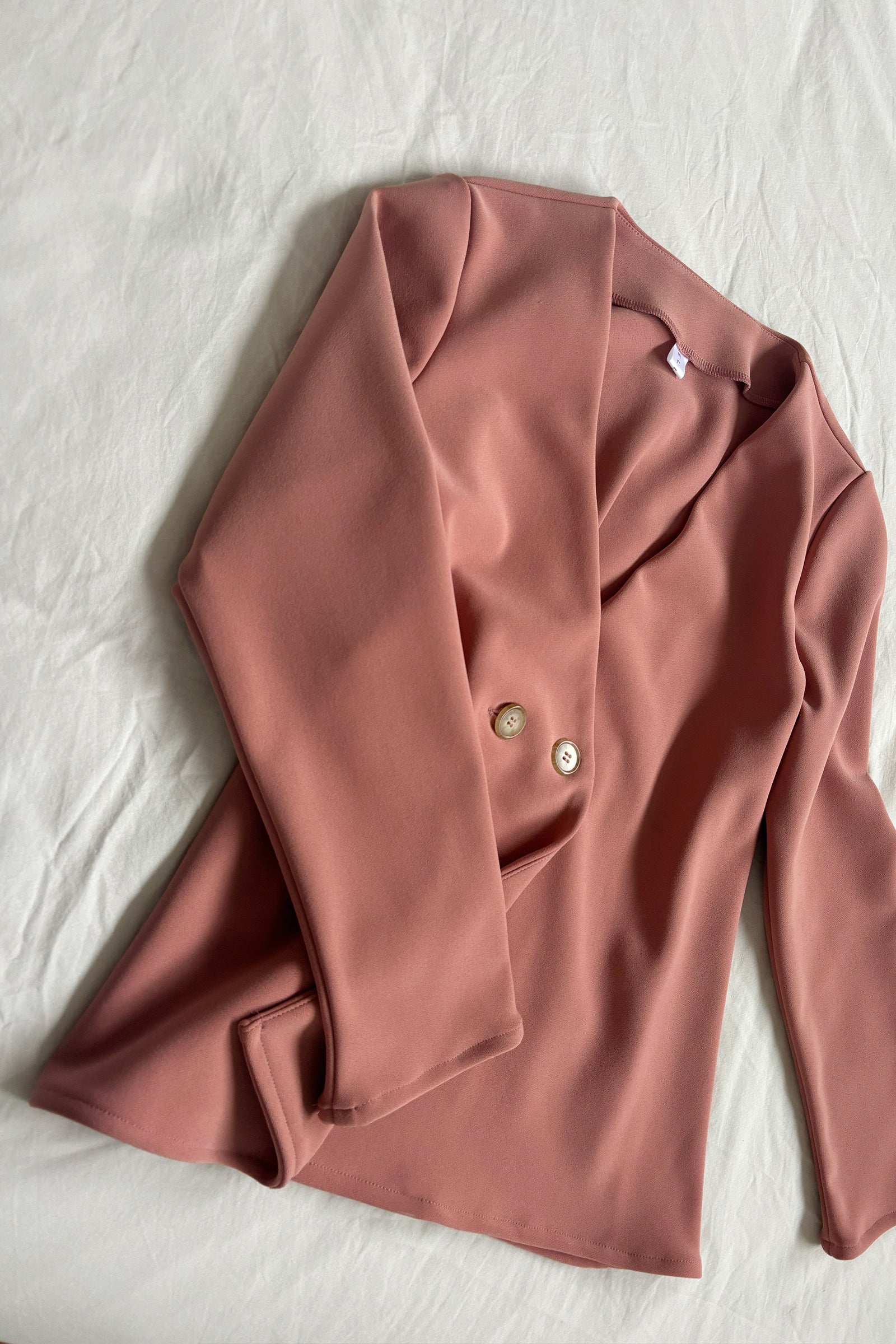 Ease Overshirt in Salmon