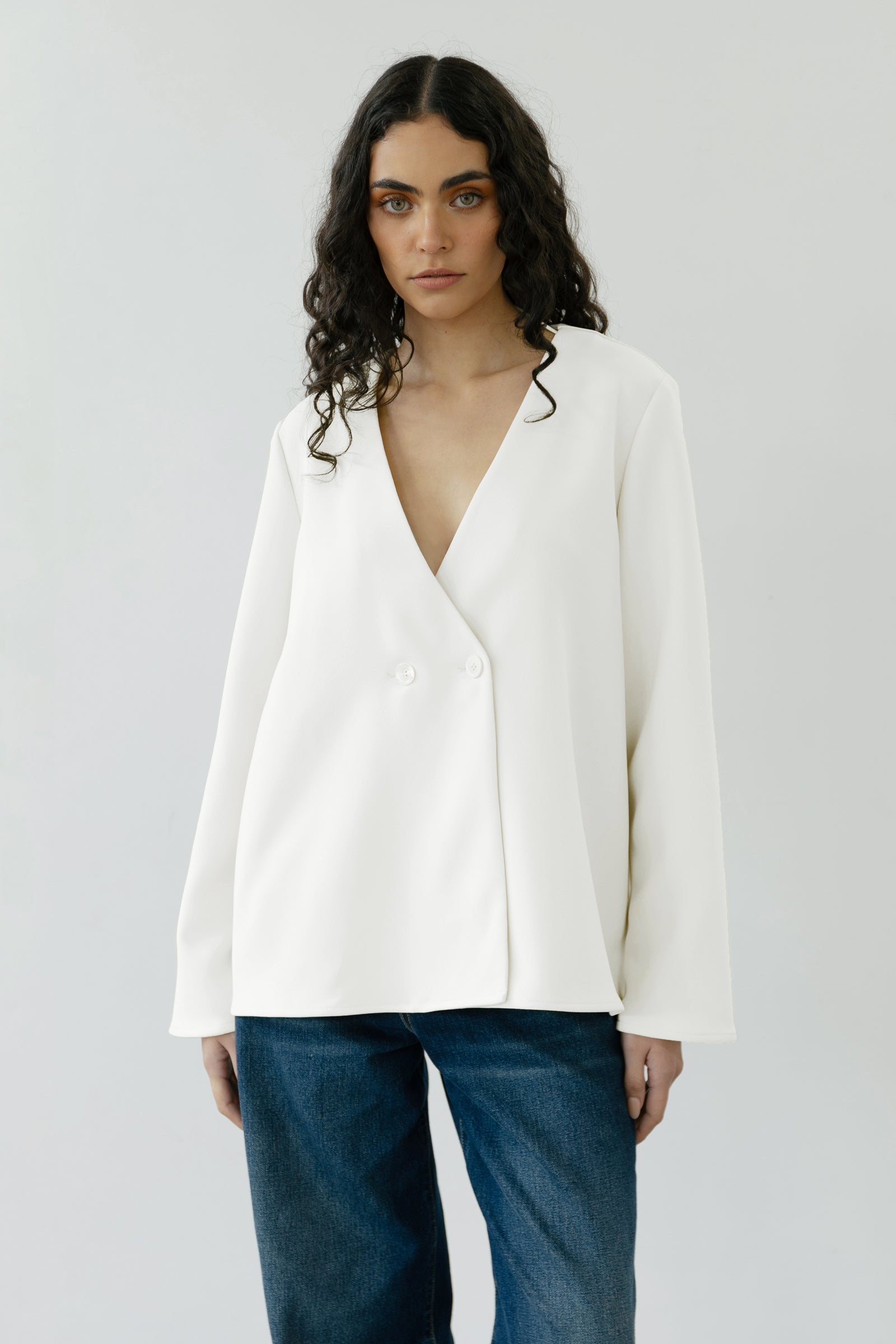 Ease Overshirt in Ivory