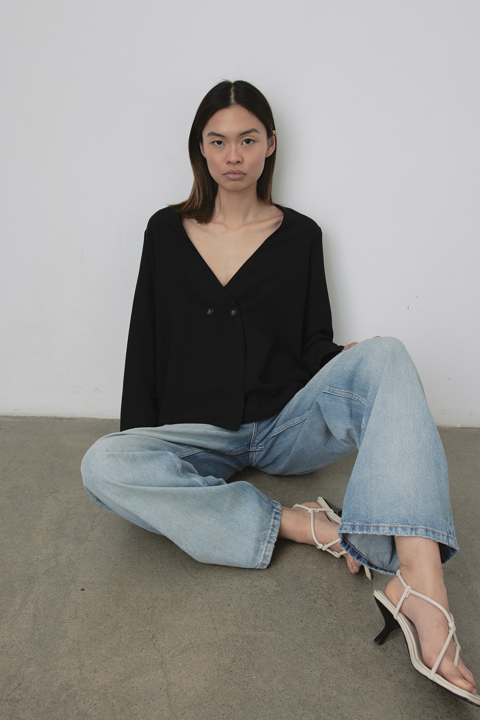 Ease Overshirt in Black