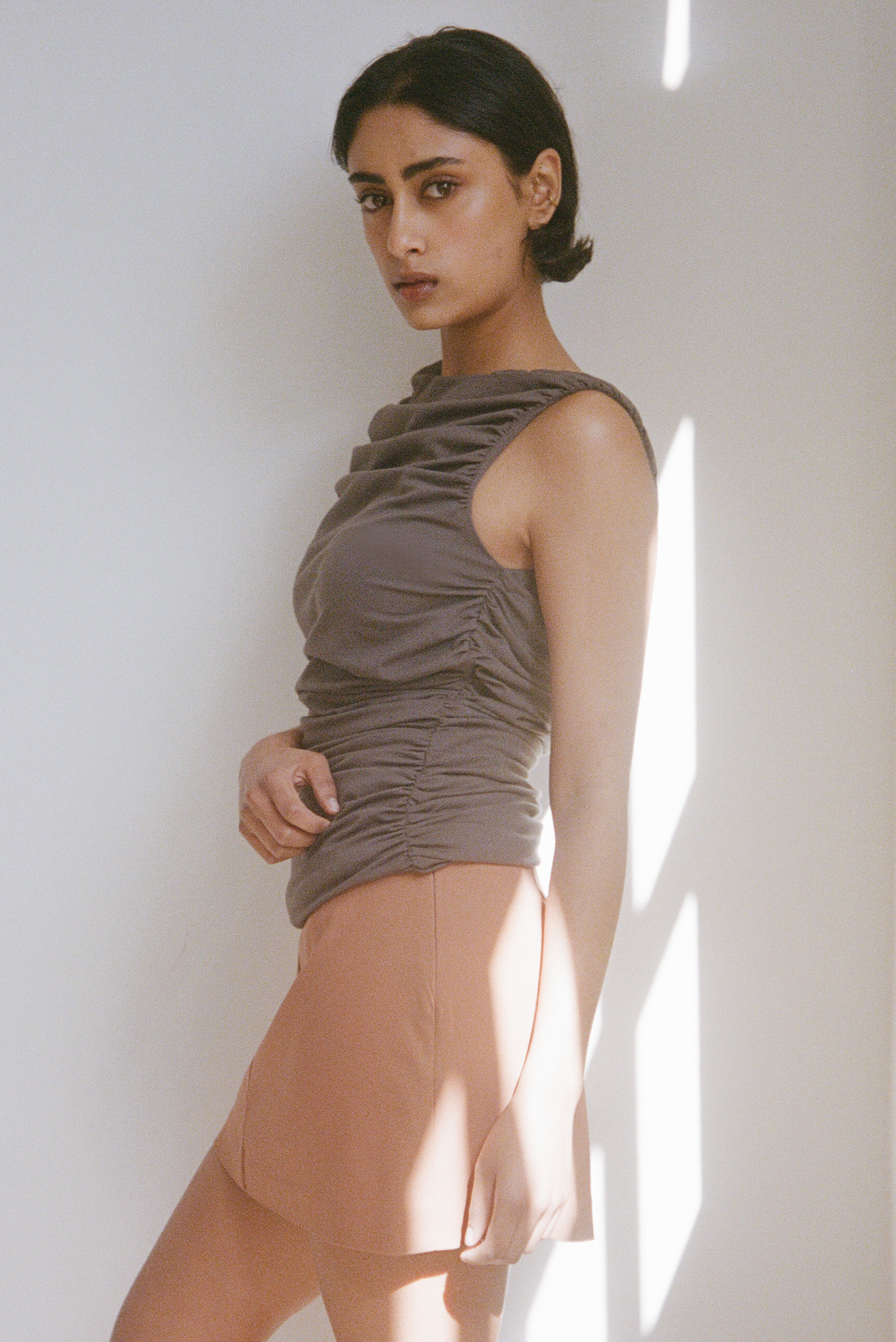 Ripple Top in Charcoal