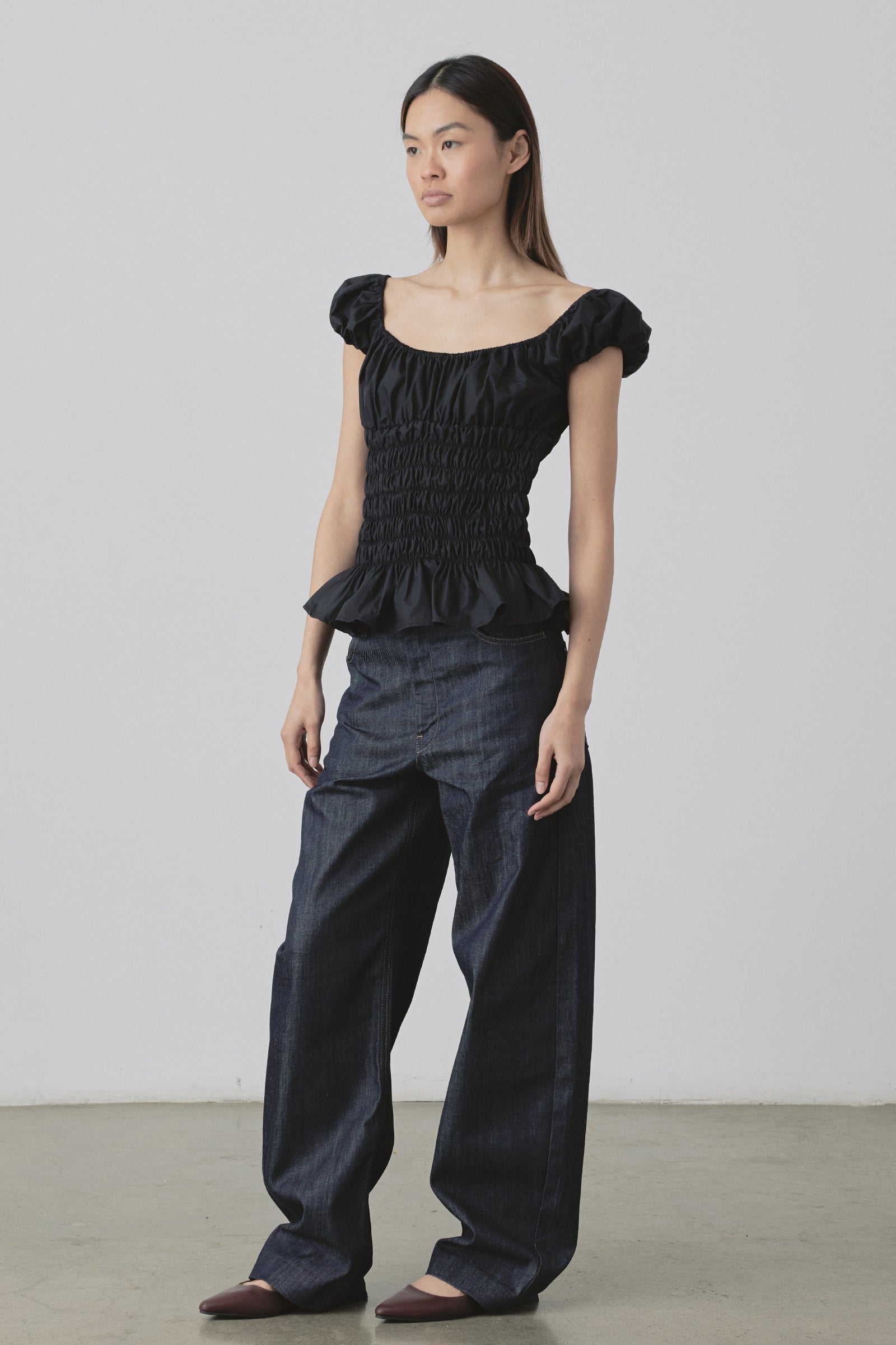 Scrunch Top in Black