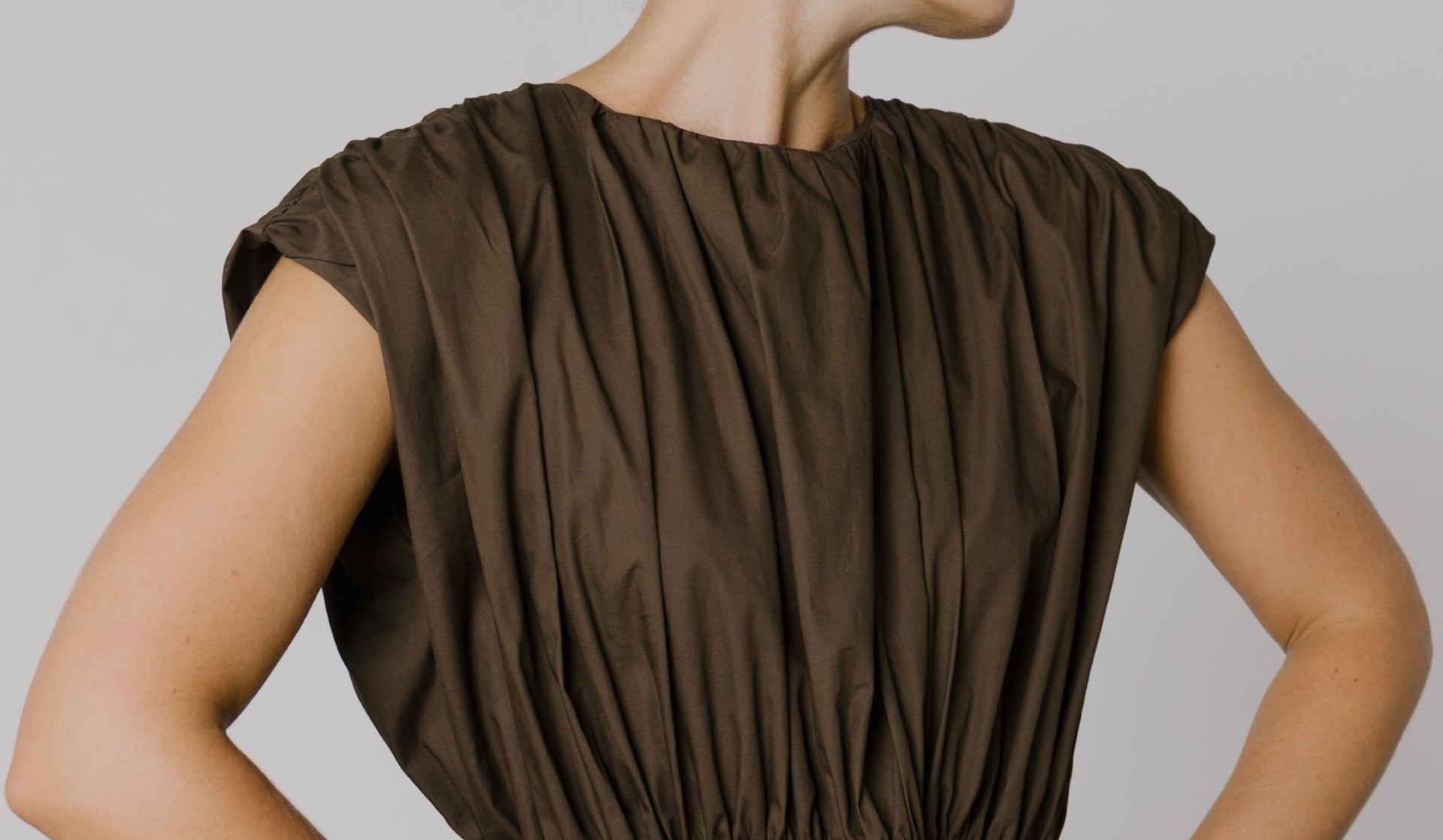 Vienna Gathered Dress in Chocolate