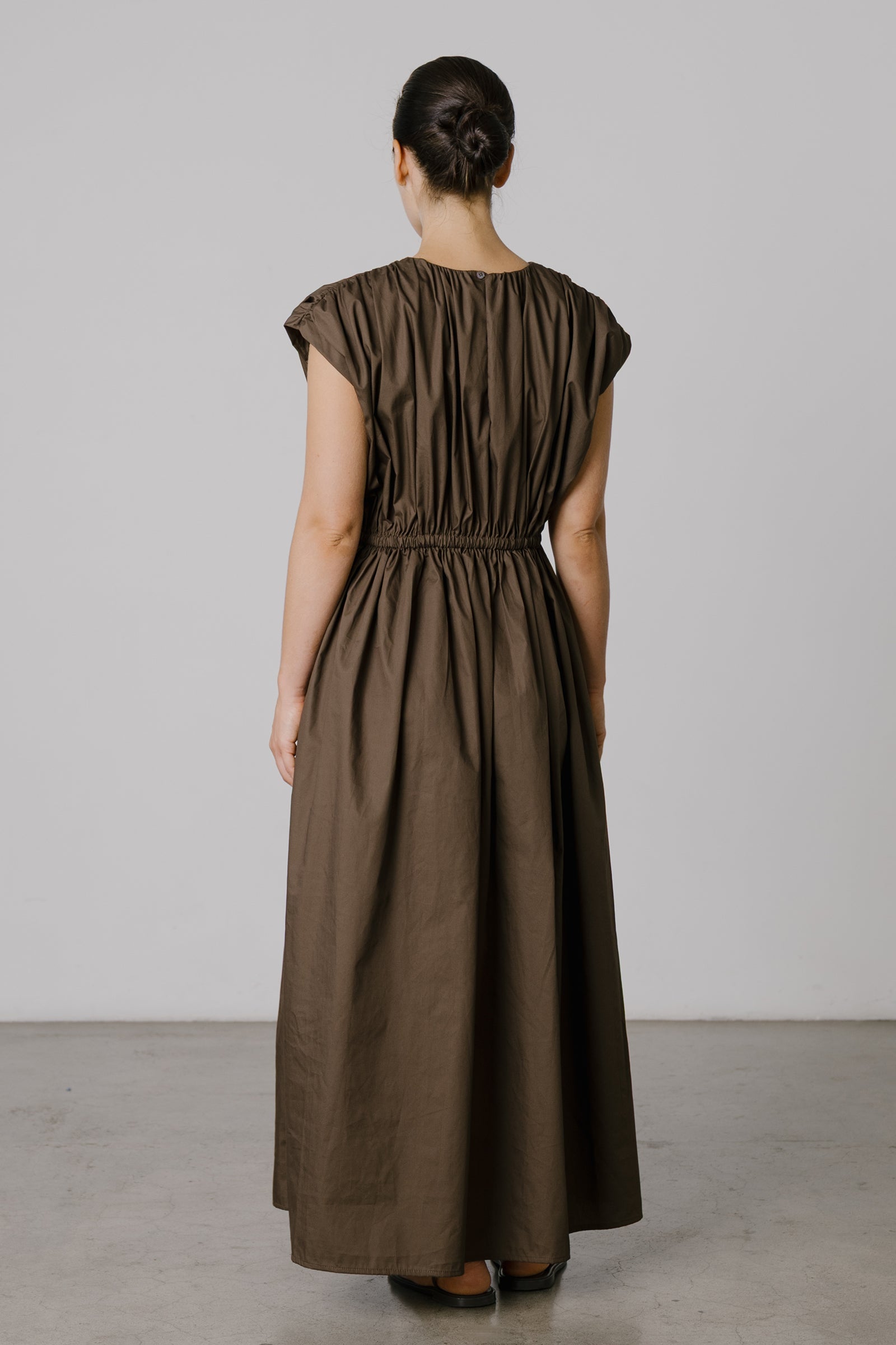 Vienna Gathered Dress in Chocolate