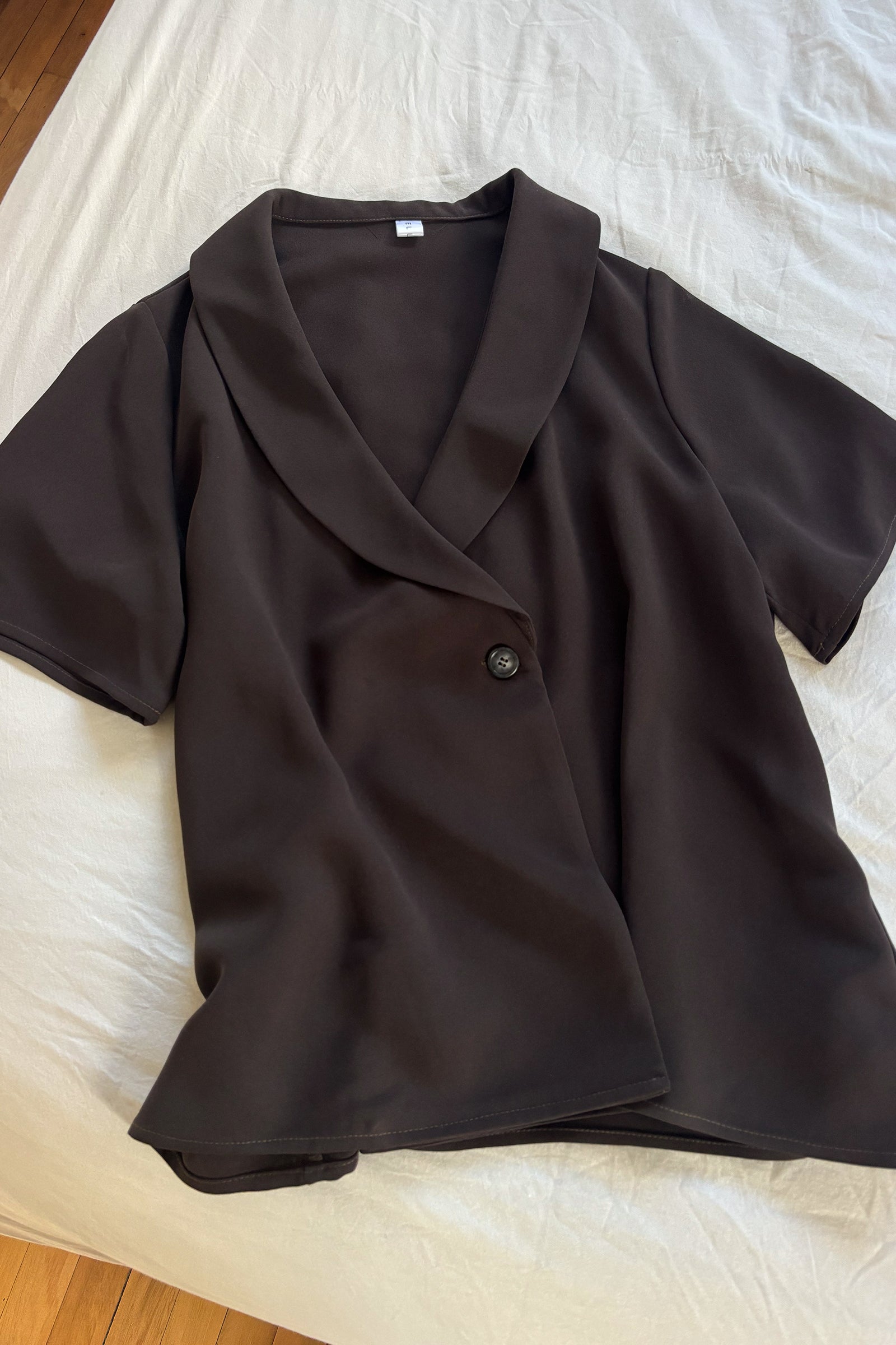 Yin SS Shirt in Chocolate