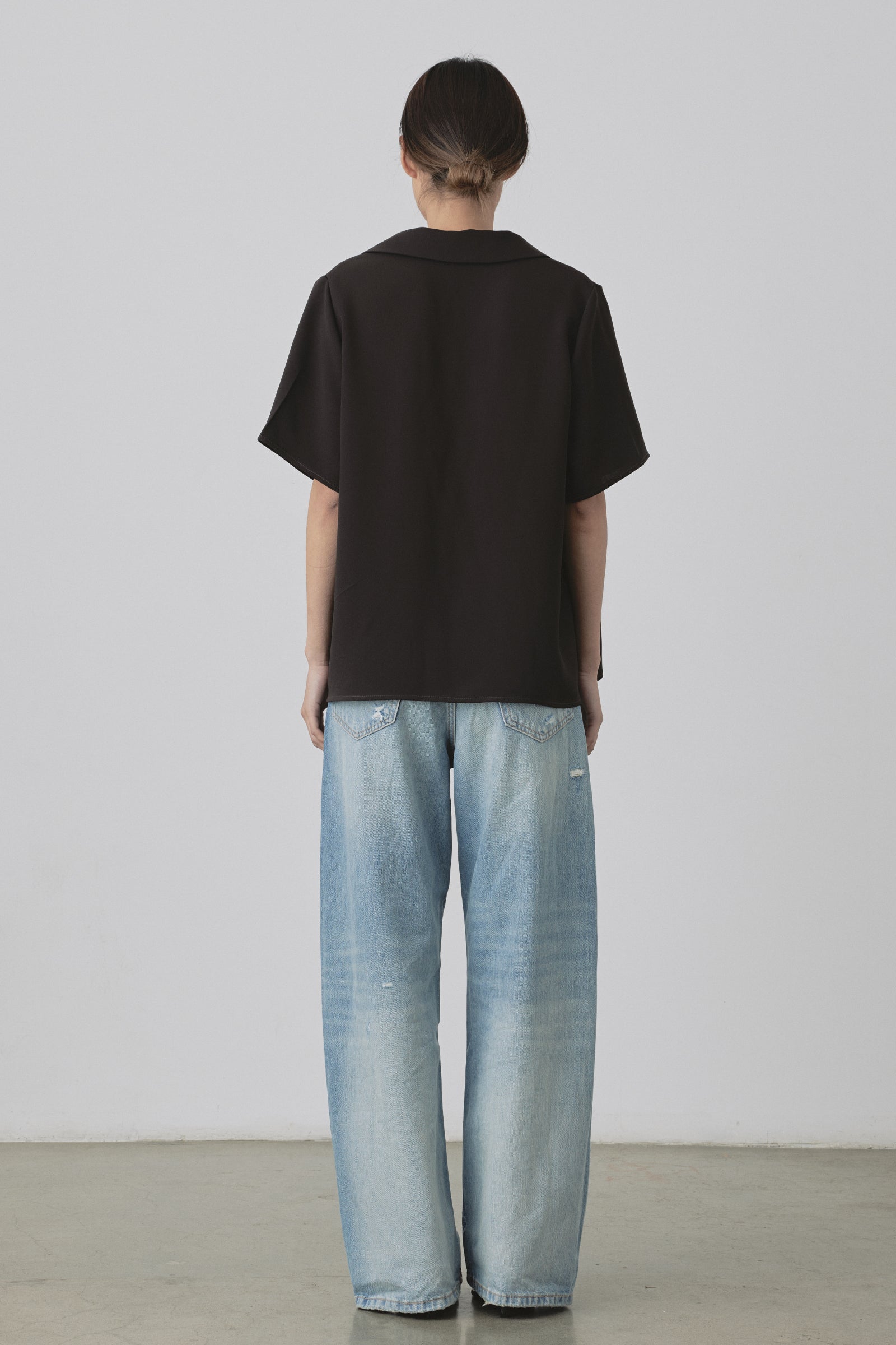 Yin SS Shirt in Chocolate