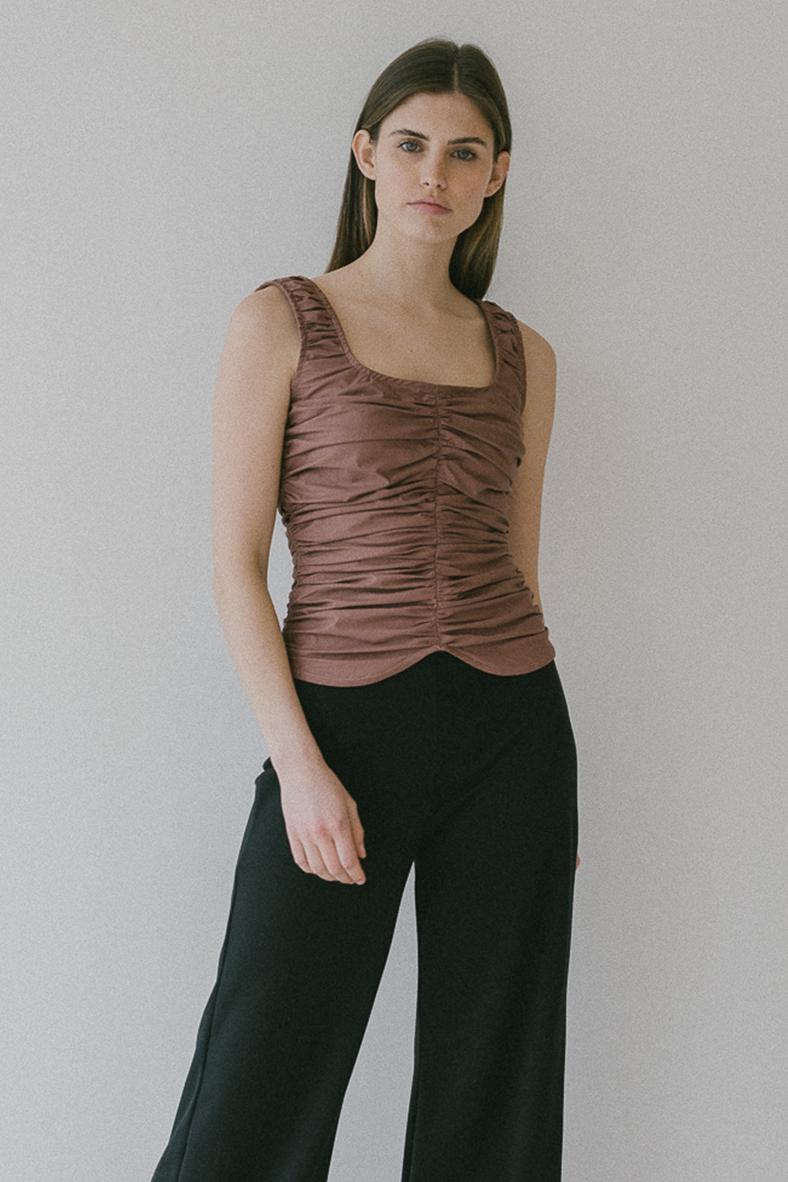 Basque Top in Silver