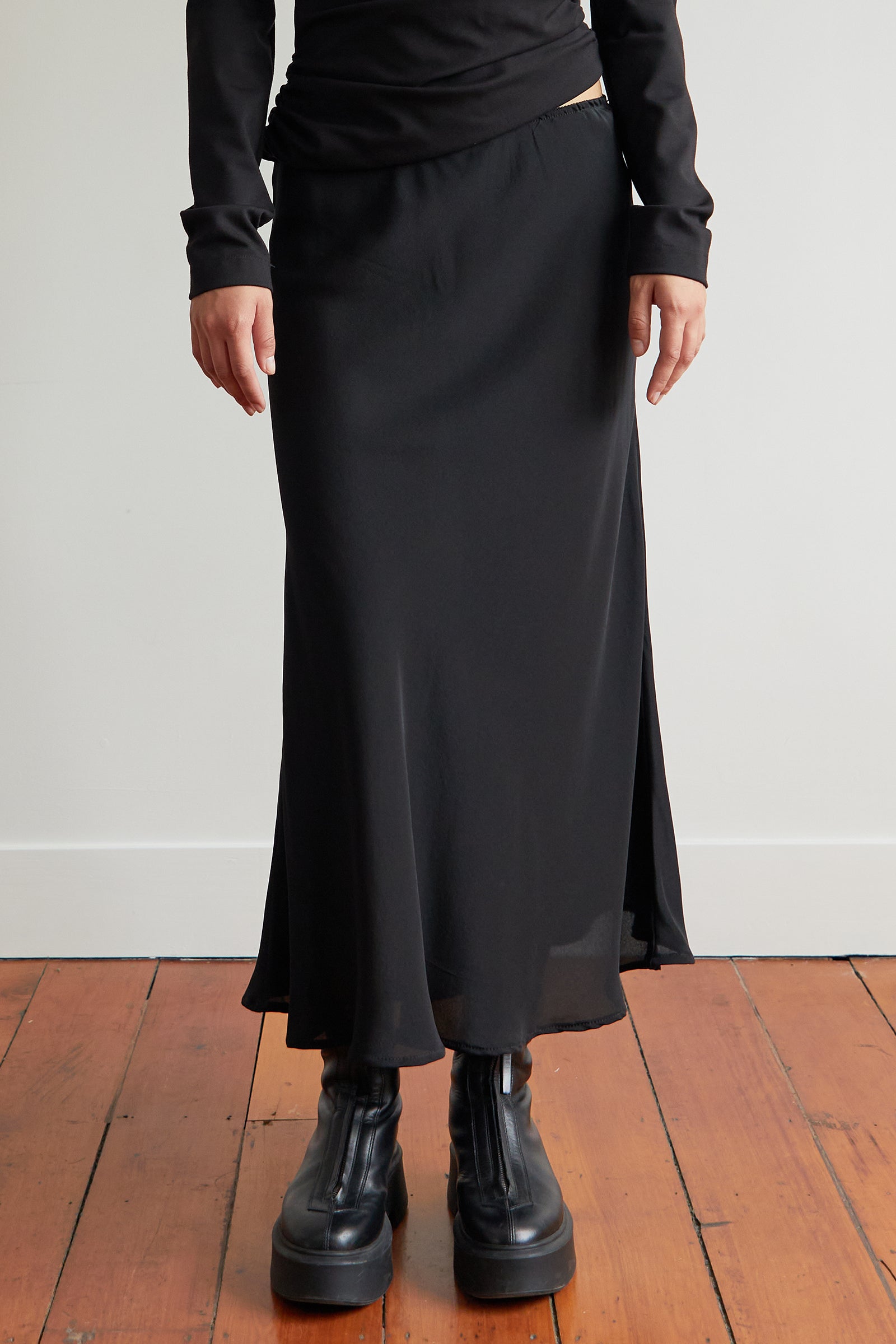 Slip Maxi Picot Skirt in Black