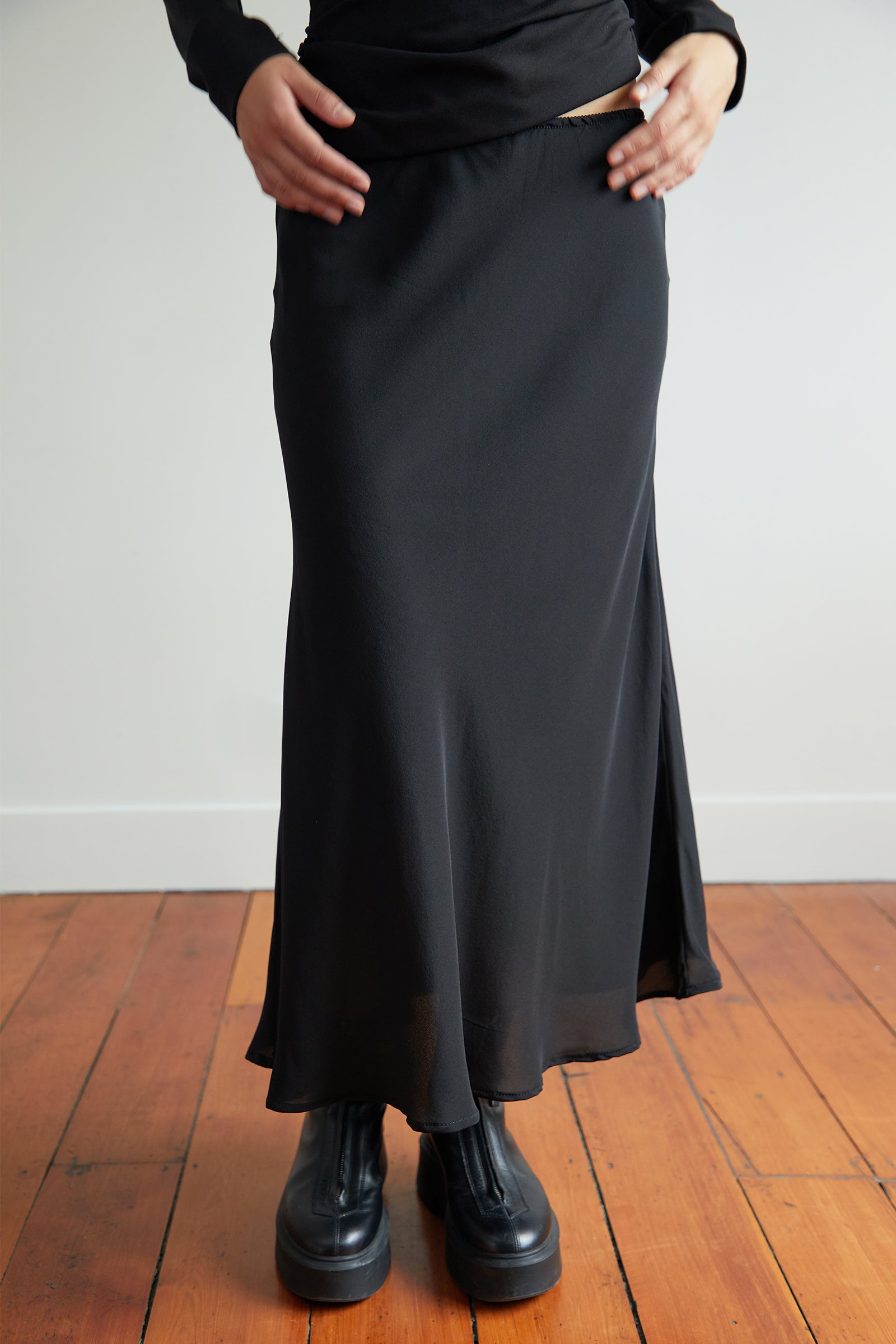 Slip Maxi Picot Skirt in Black