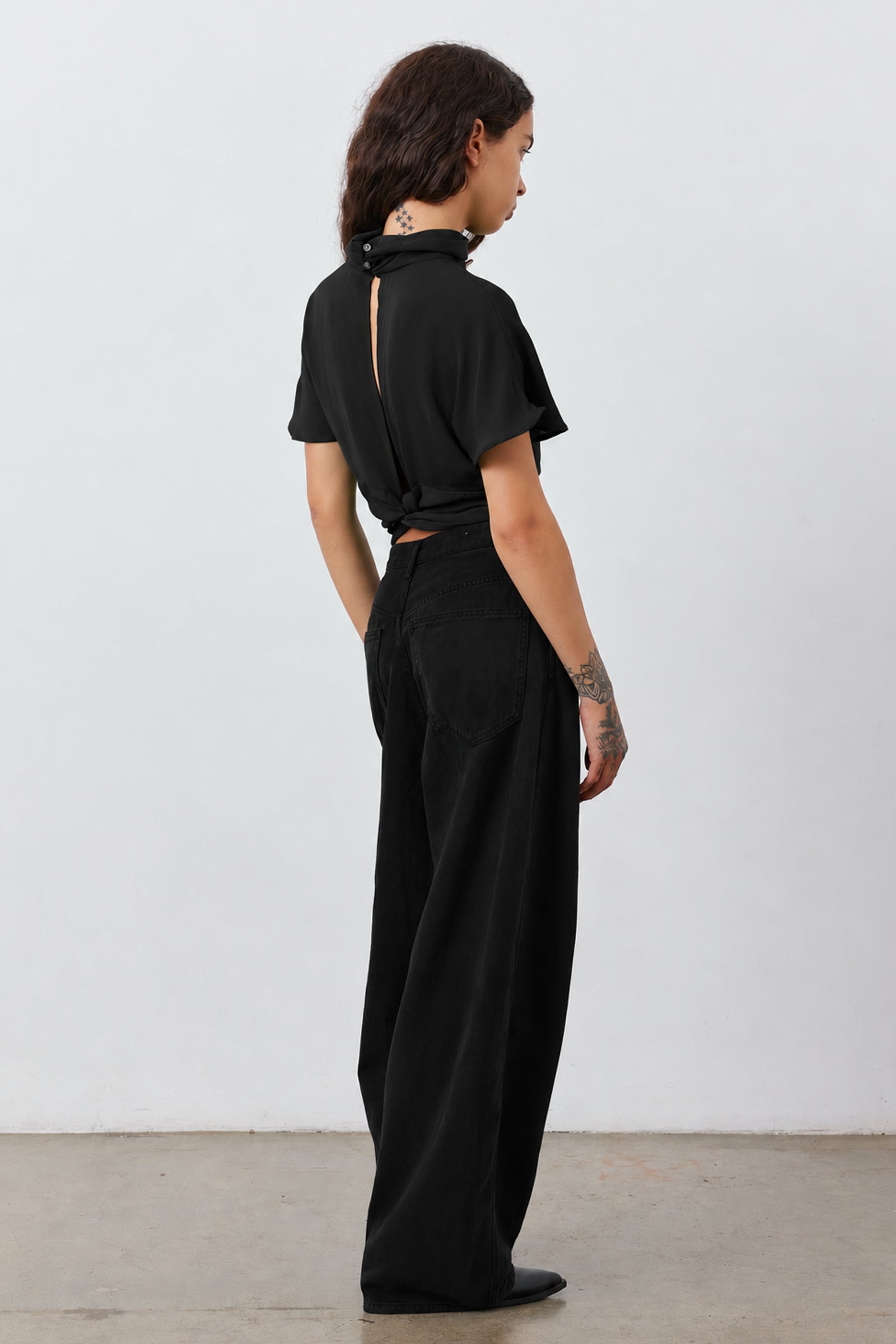 Bonnie Top in Black