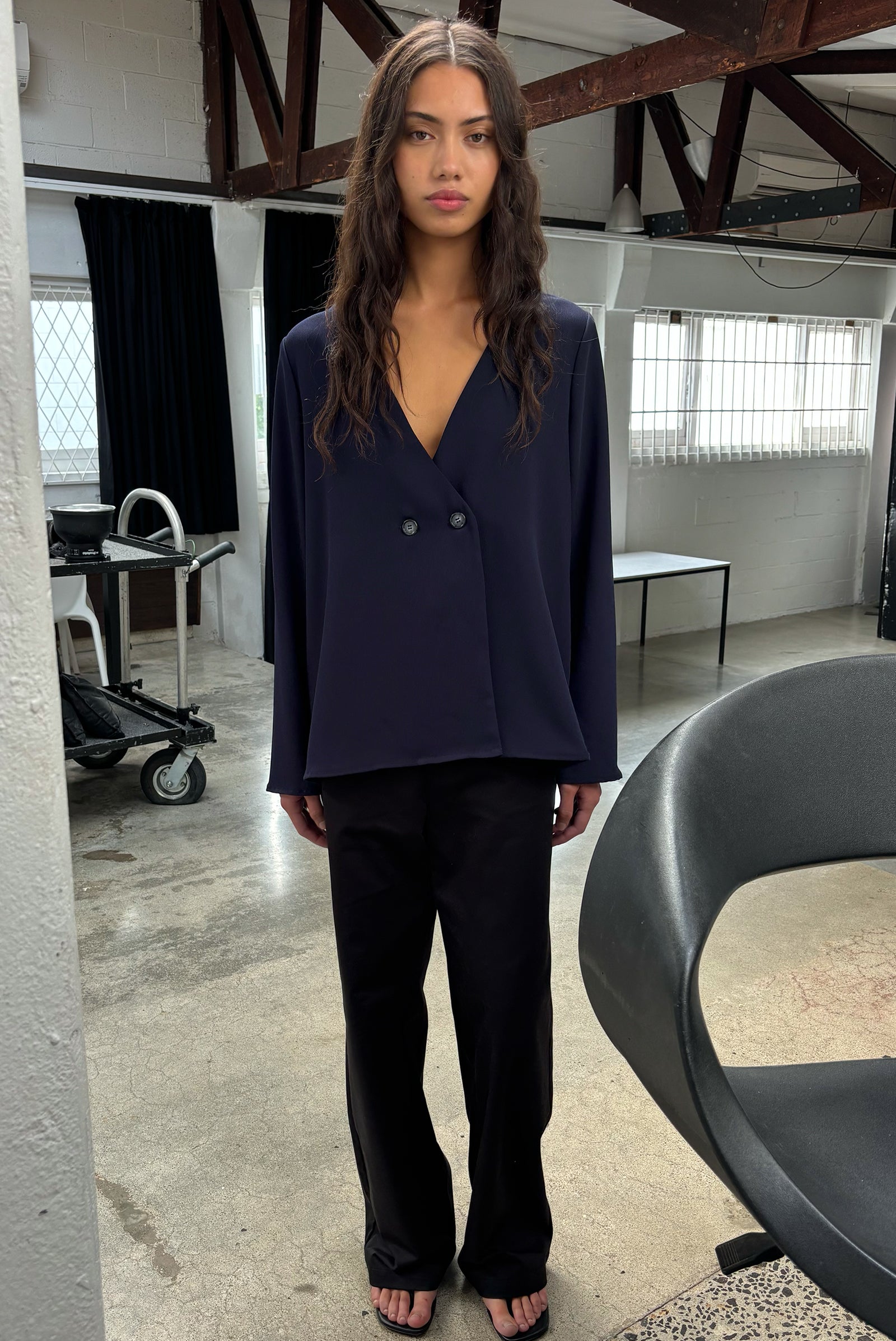Ease Overshirt in Navy