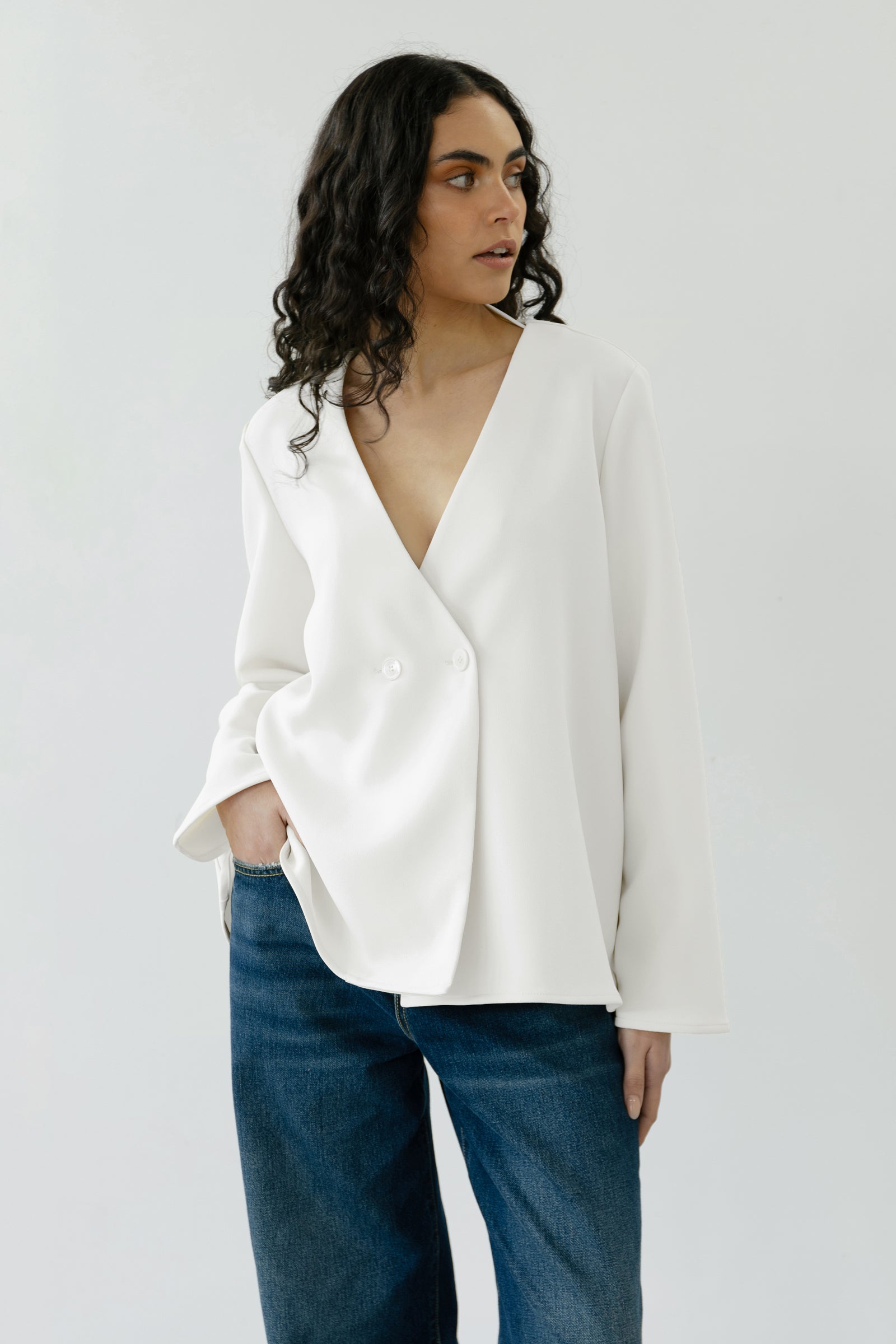 Ease Overshirt in Ivory