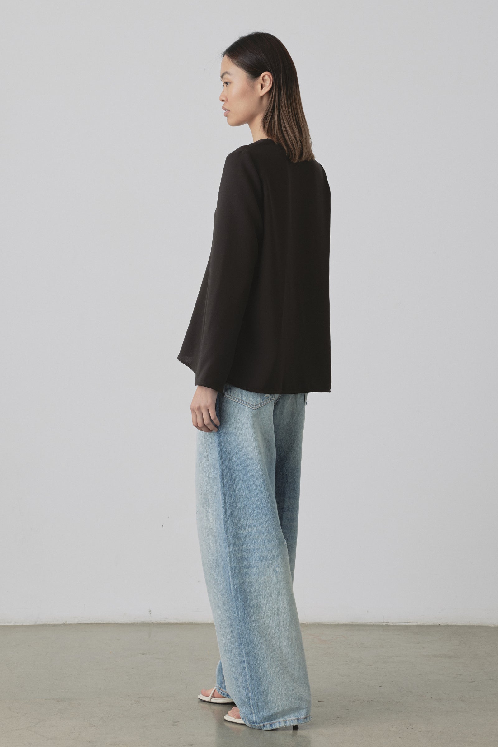 Ease Overshirt in Chocolate