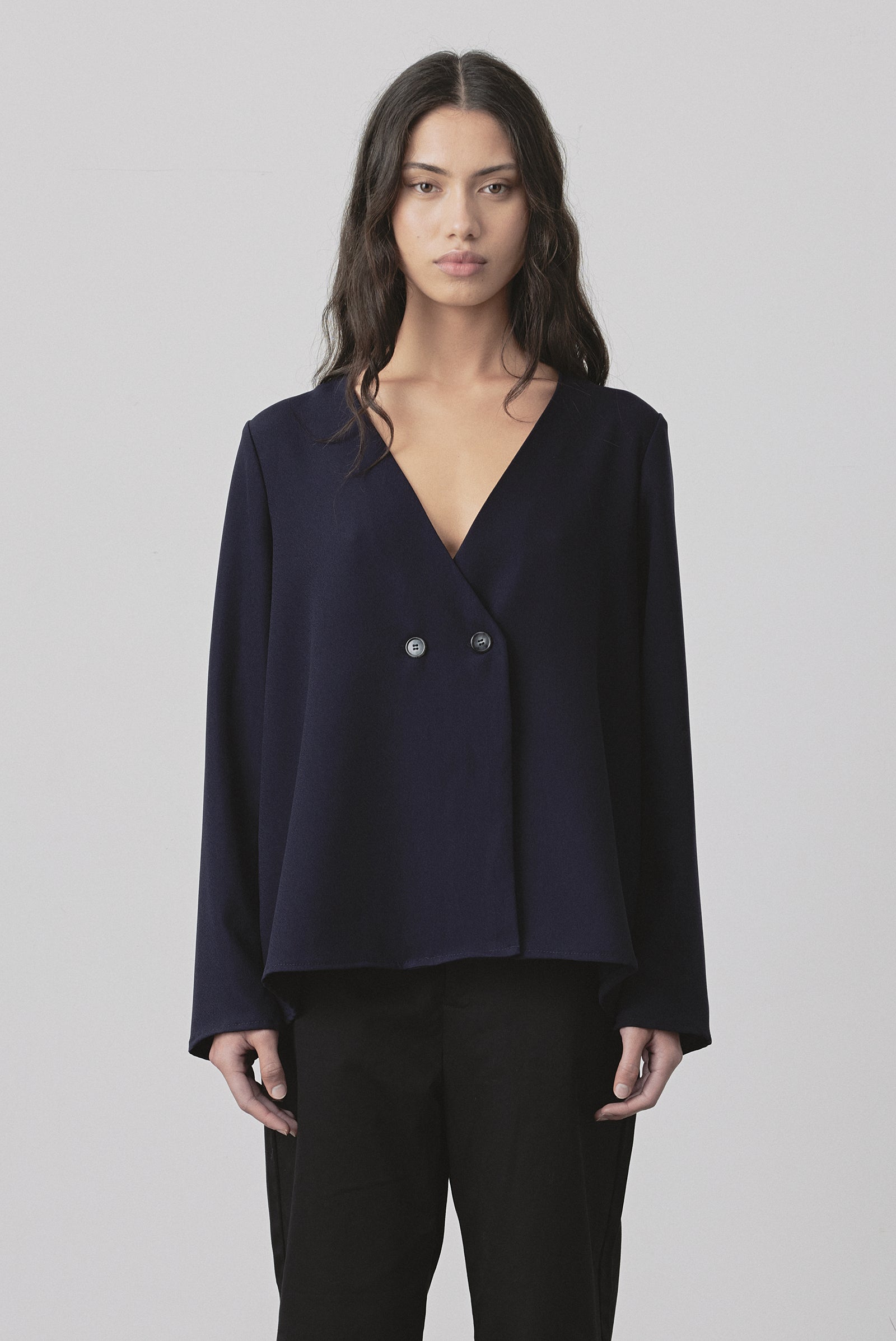 Ease Overshirt in Navy