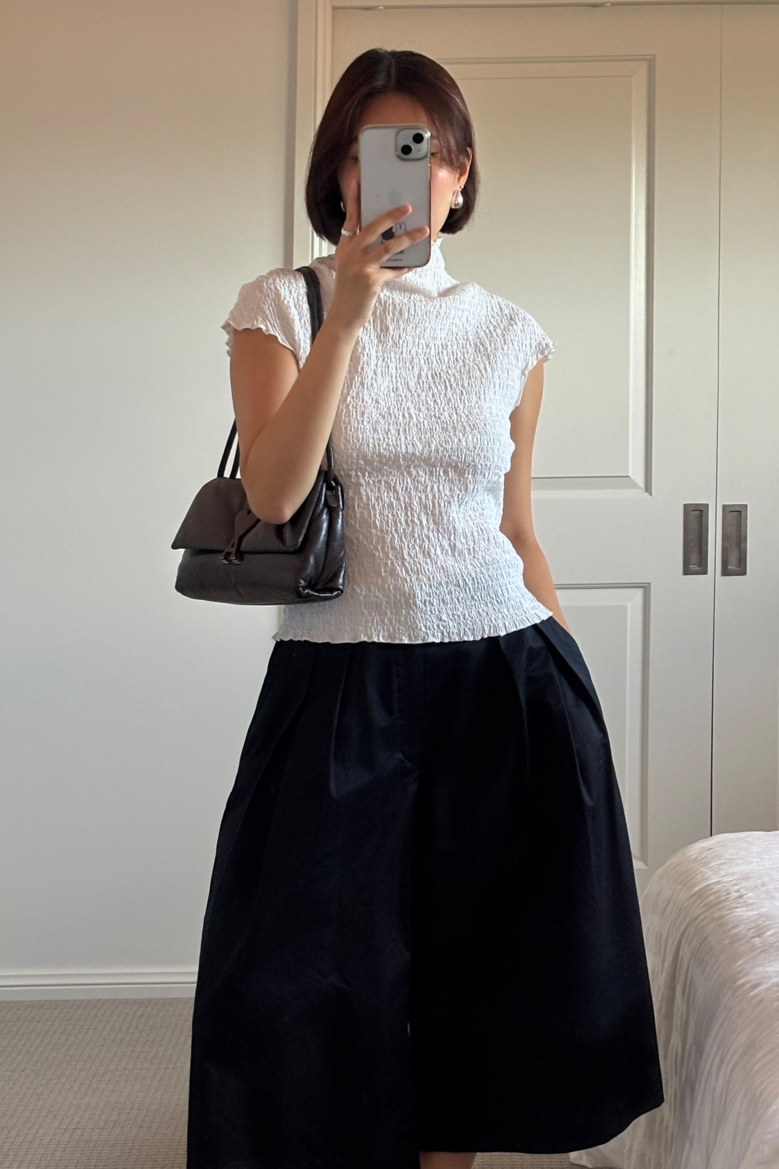 (Remnants) Essential Top in Crushed Black