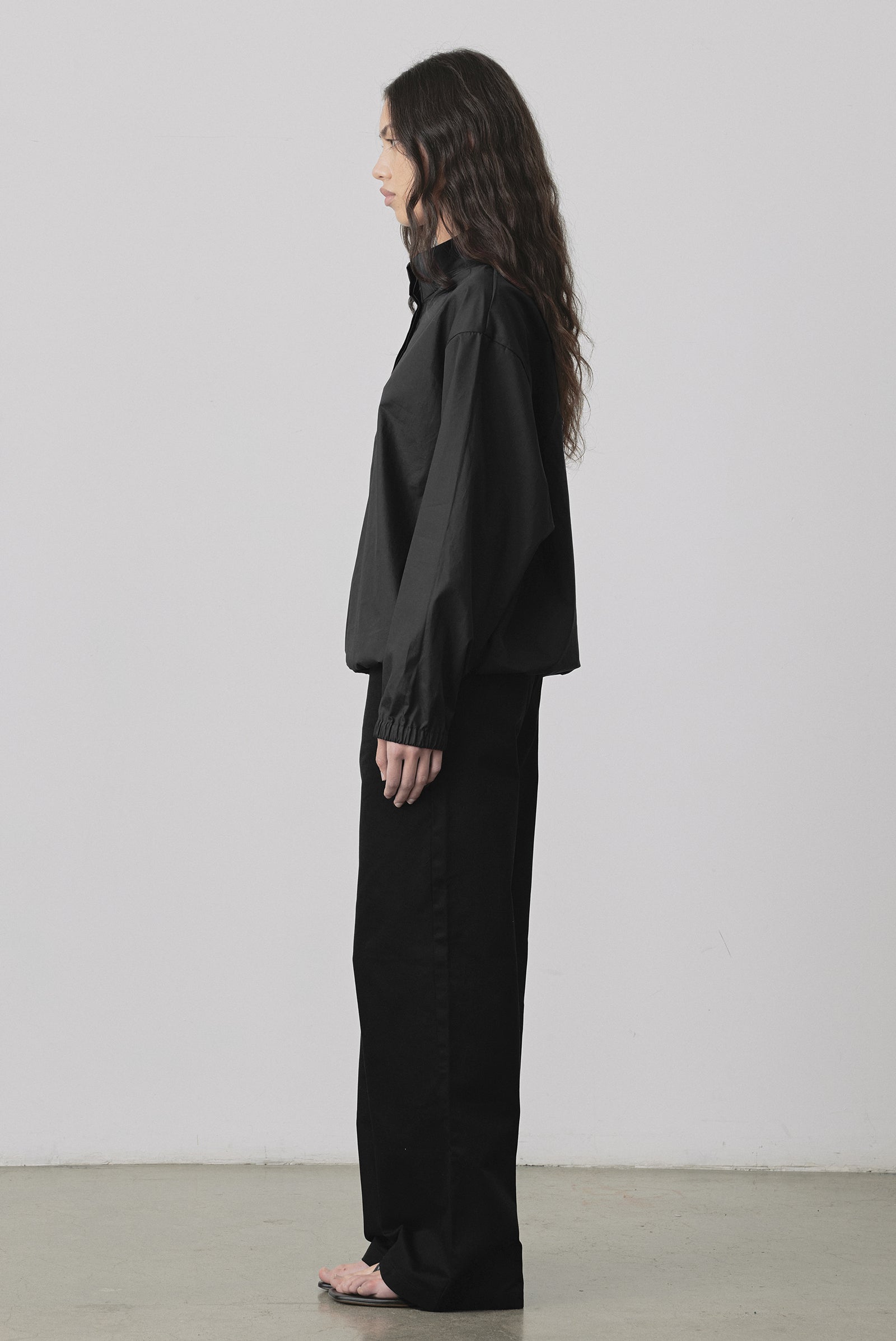 Frame Top in Black