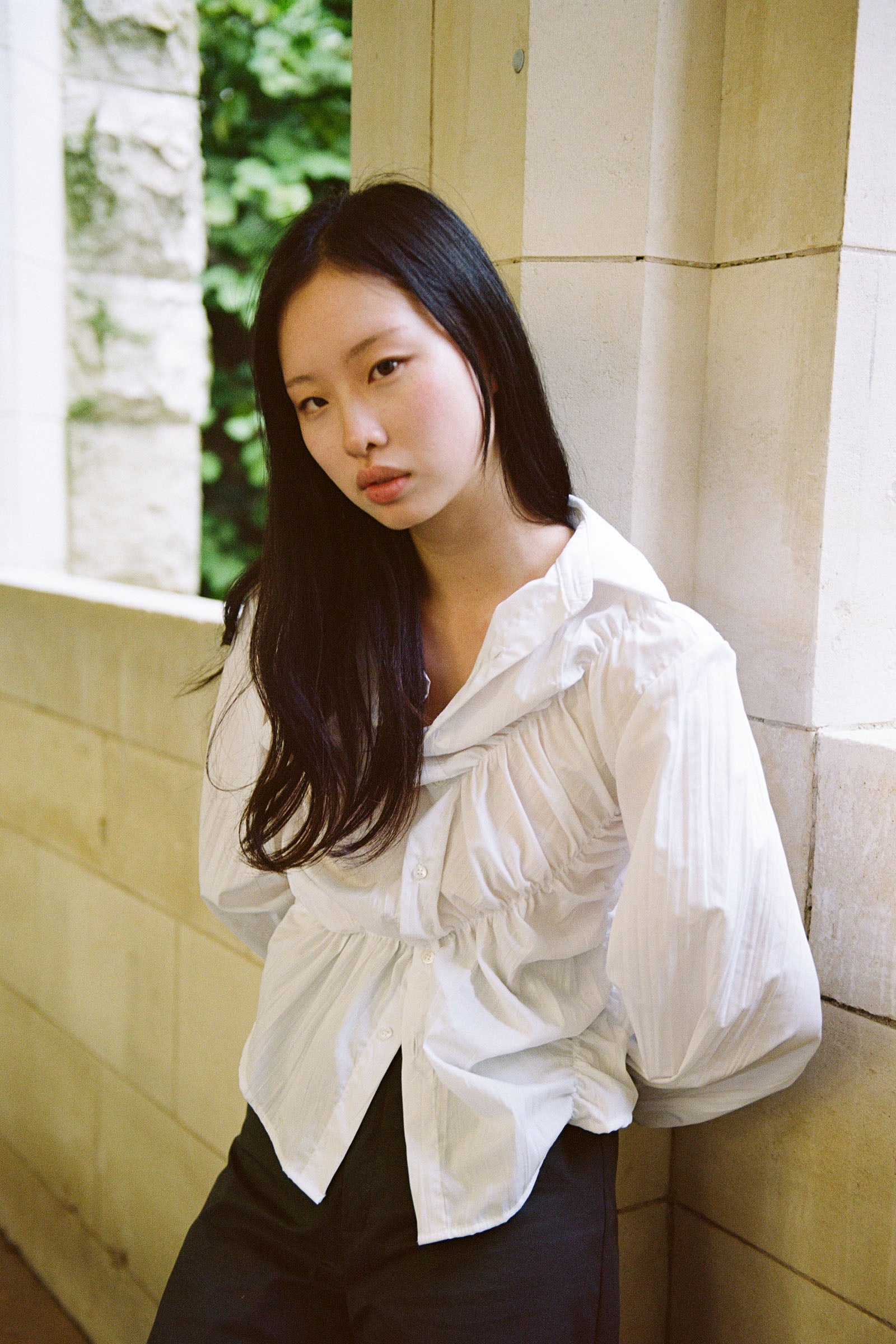 Gathered LS Shirt in Crinkle White