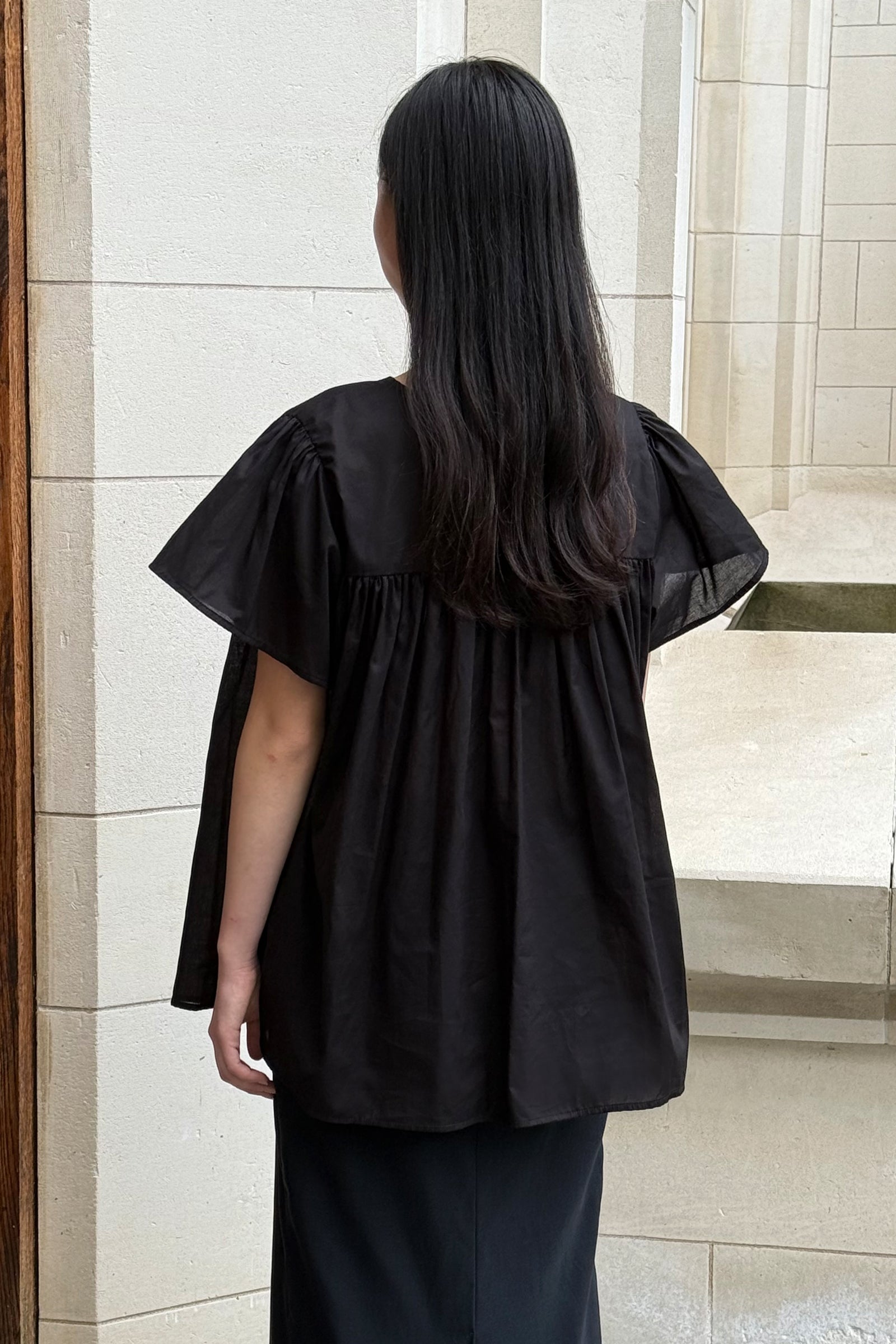 Juna Blouse in Black