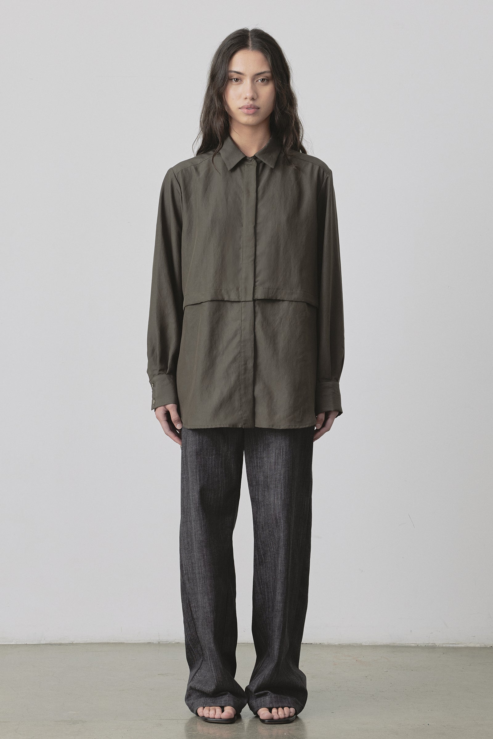 Straight Jean Trouser in Stone