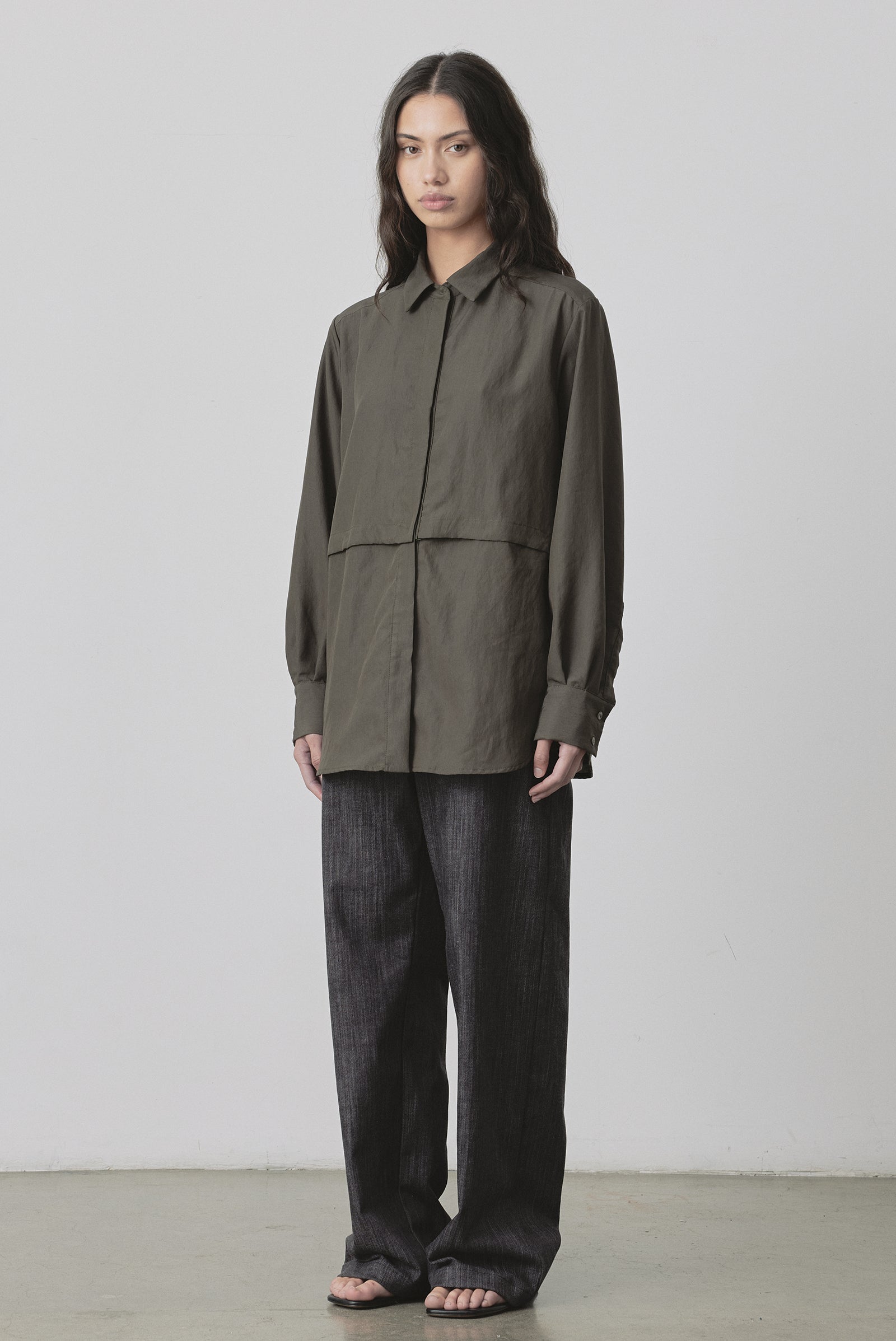 Straight Jean Trouser in Stone