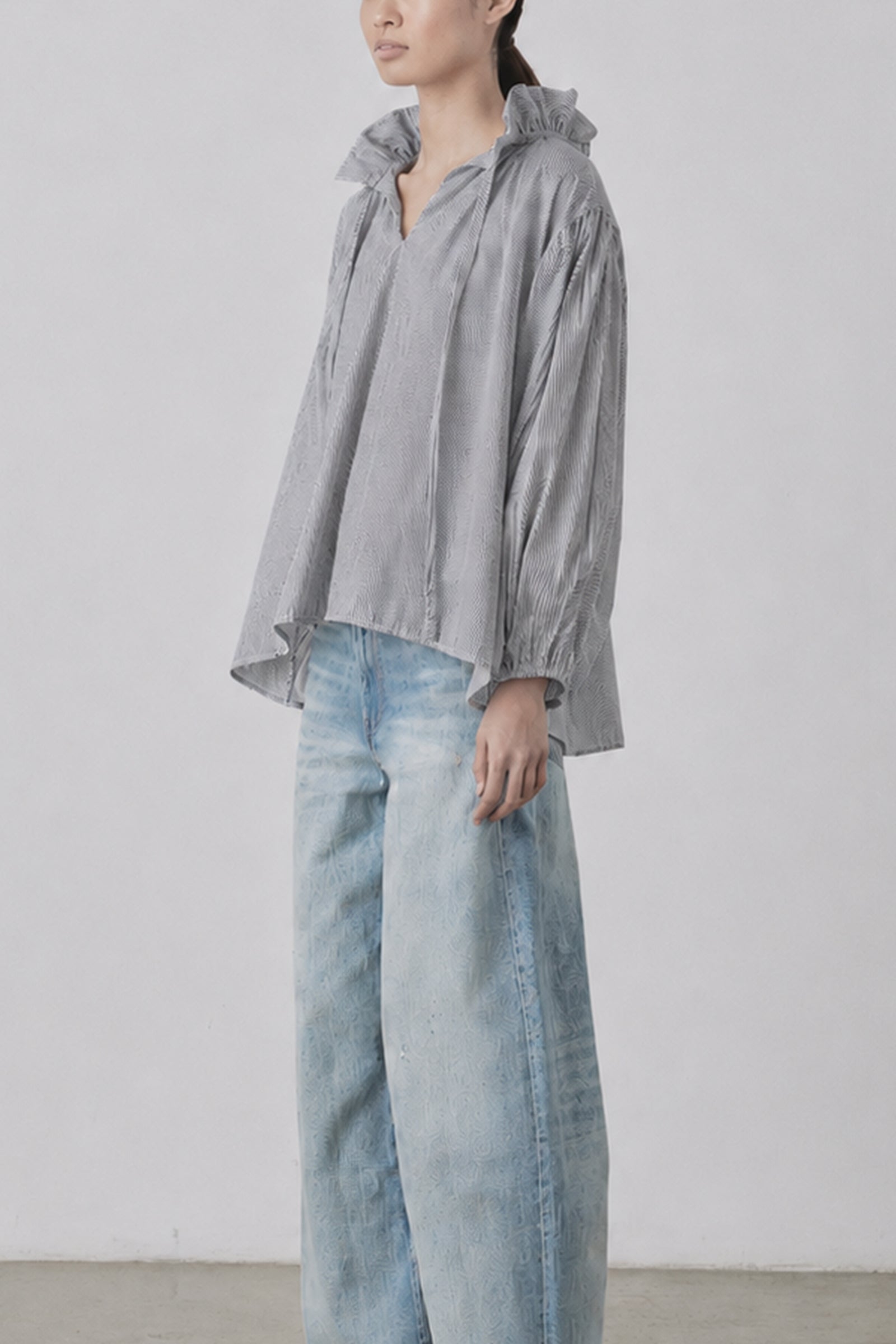 Nonna Blouse in Pinstripe