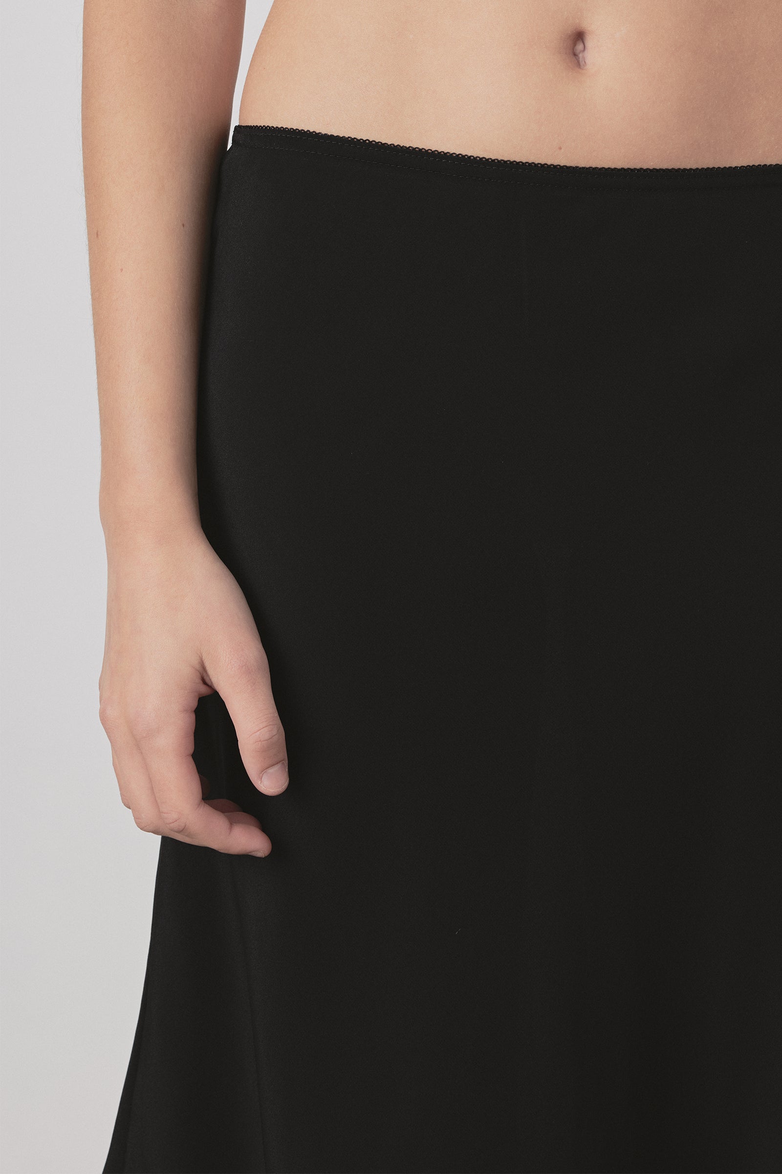 Slip Midi Picot Skirt in Black
