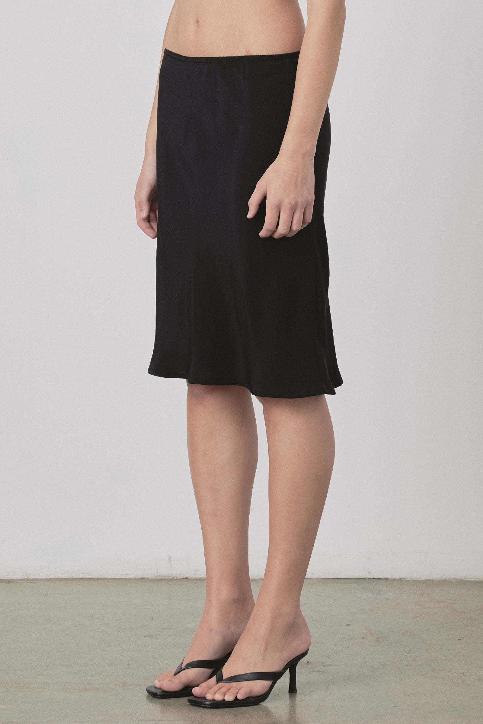 Slip Midi Picot Skirt in Black