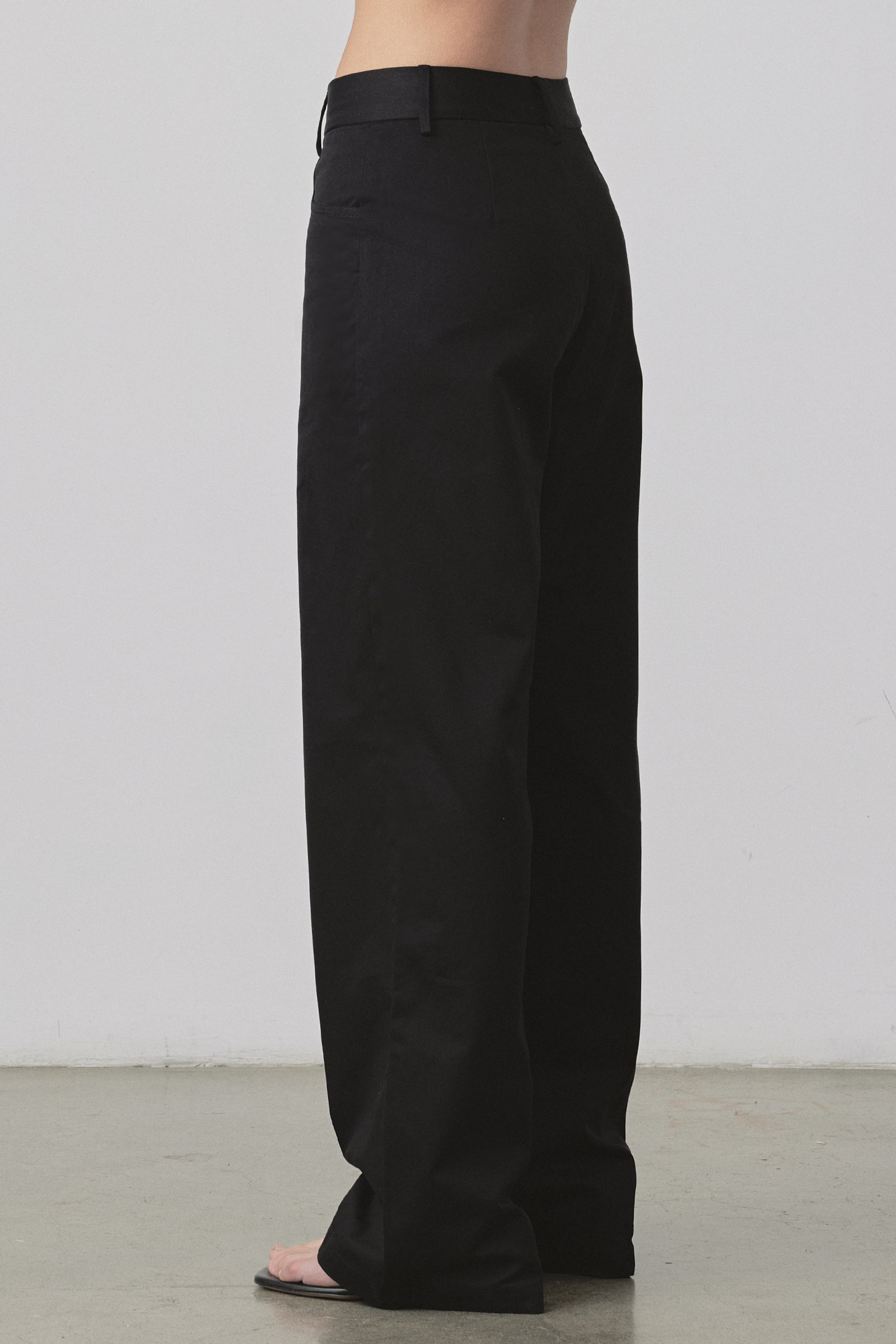 Pantalon à jambe large kaki
