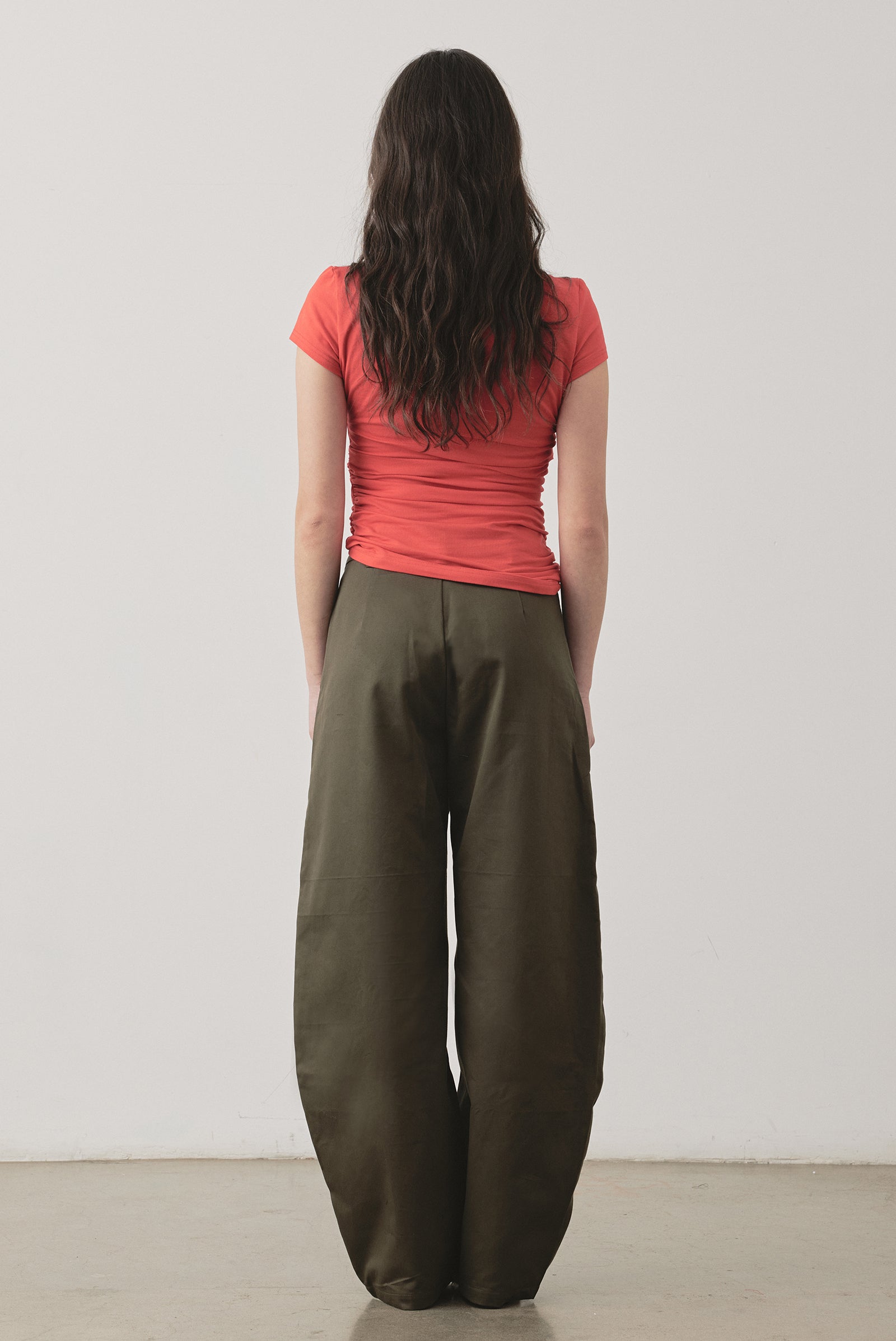 Pantalon à jambe large kaki