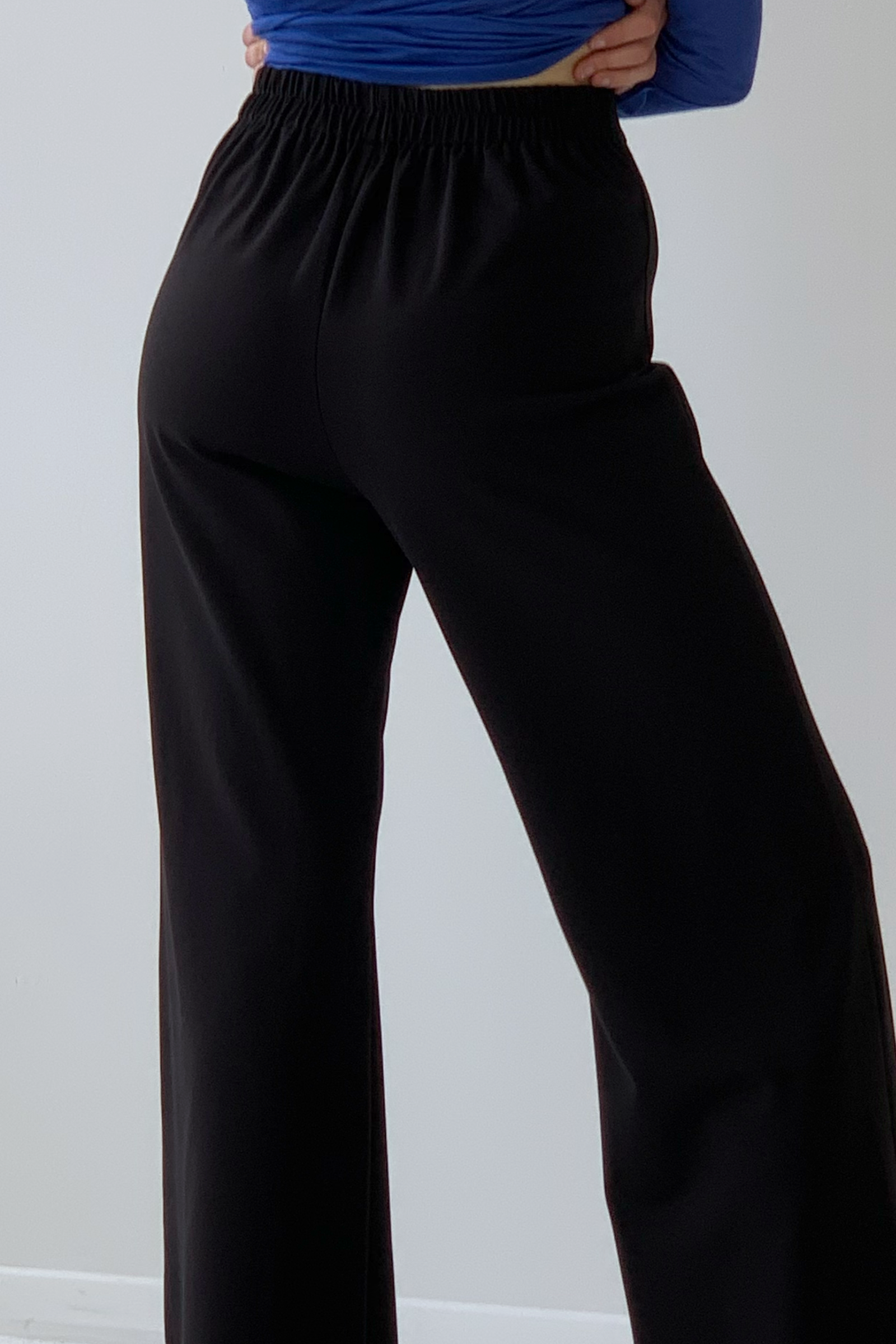 Band Pant in Black